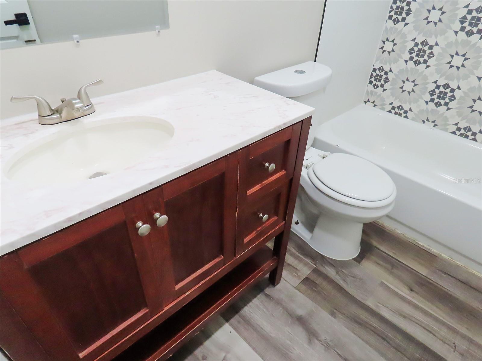 8055 33RD AVE N, ST PETERSBURG, FL, 33710