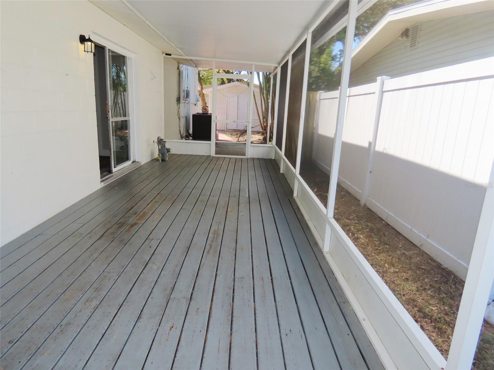 8055 33RD AVE N, ST PETERSBURG, FL, 33710