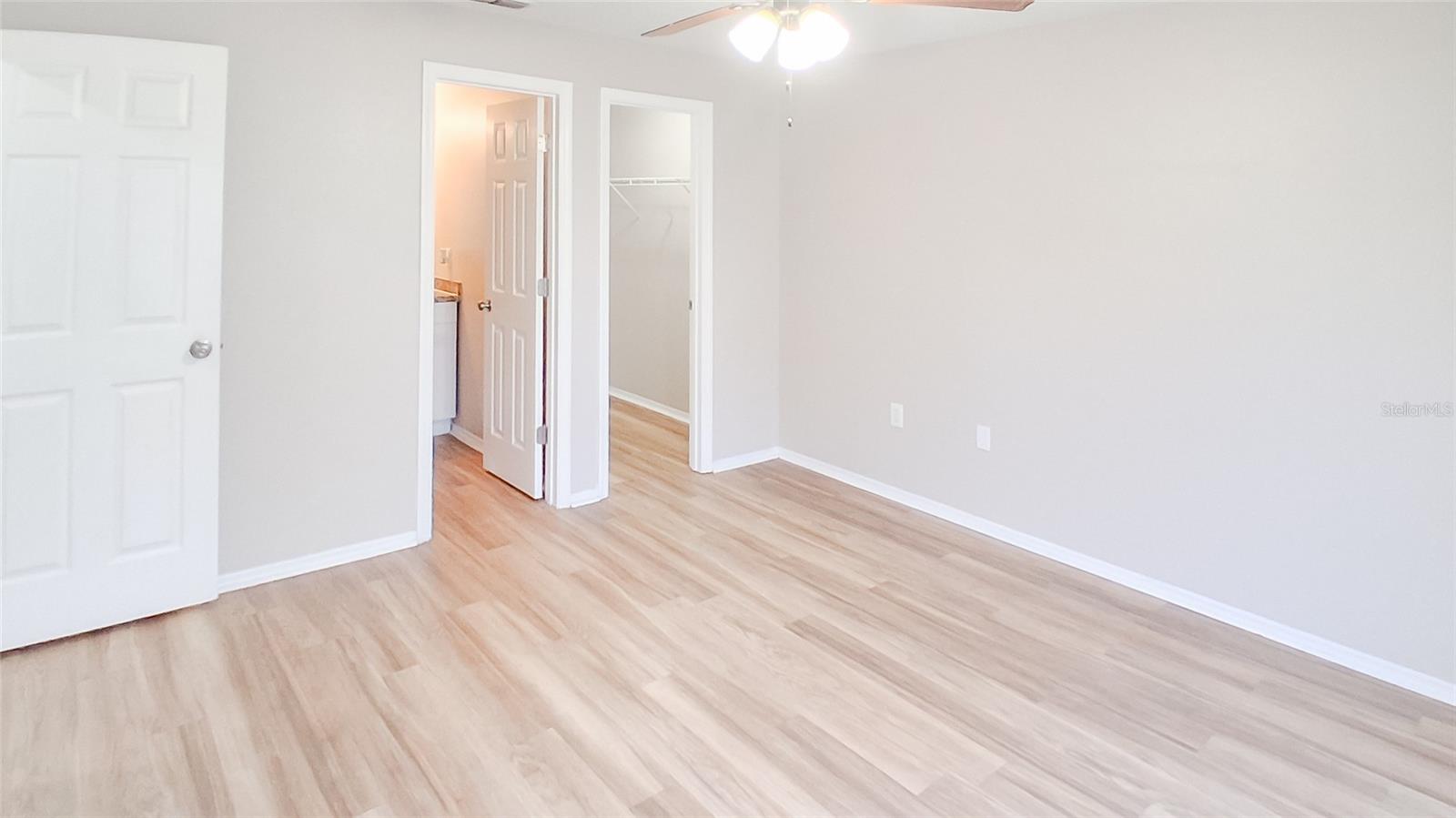 4311 THONOTOSASSA AVE, TAMPA, FL, 33610