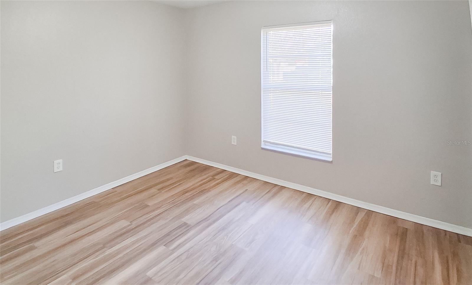 4311 THONOTOSASSA AVE, TAMPA, FL, 33610