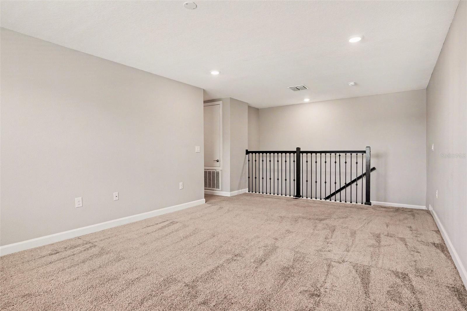 467 BRUNSWICK DR, DAVENPORT, FL, 33837