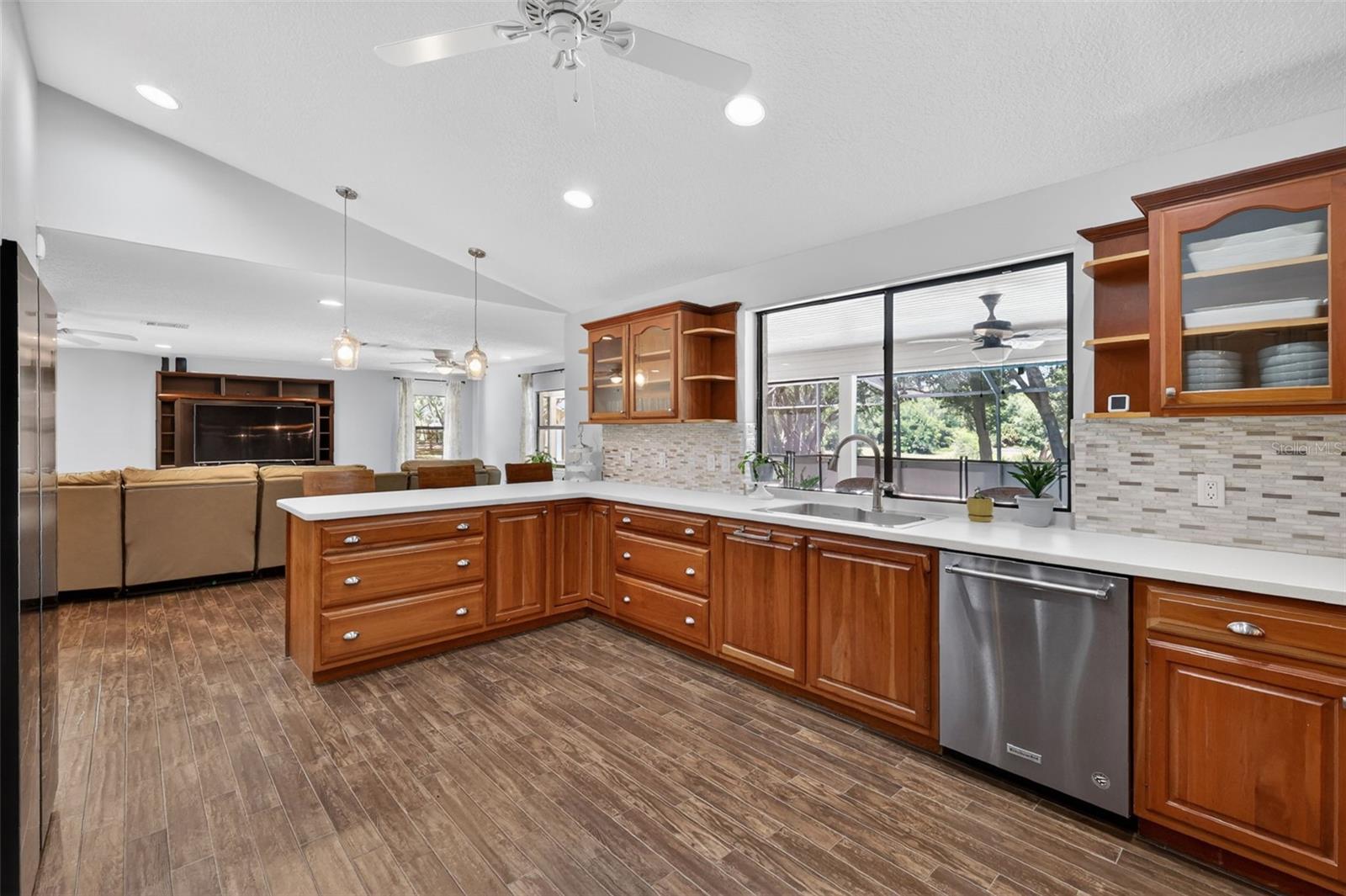 11241 EM EN EL GROVE RD, LEESBURG, FL, 34788