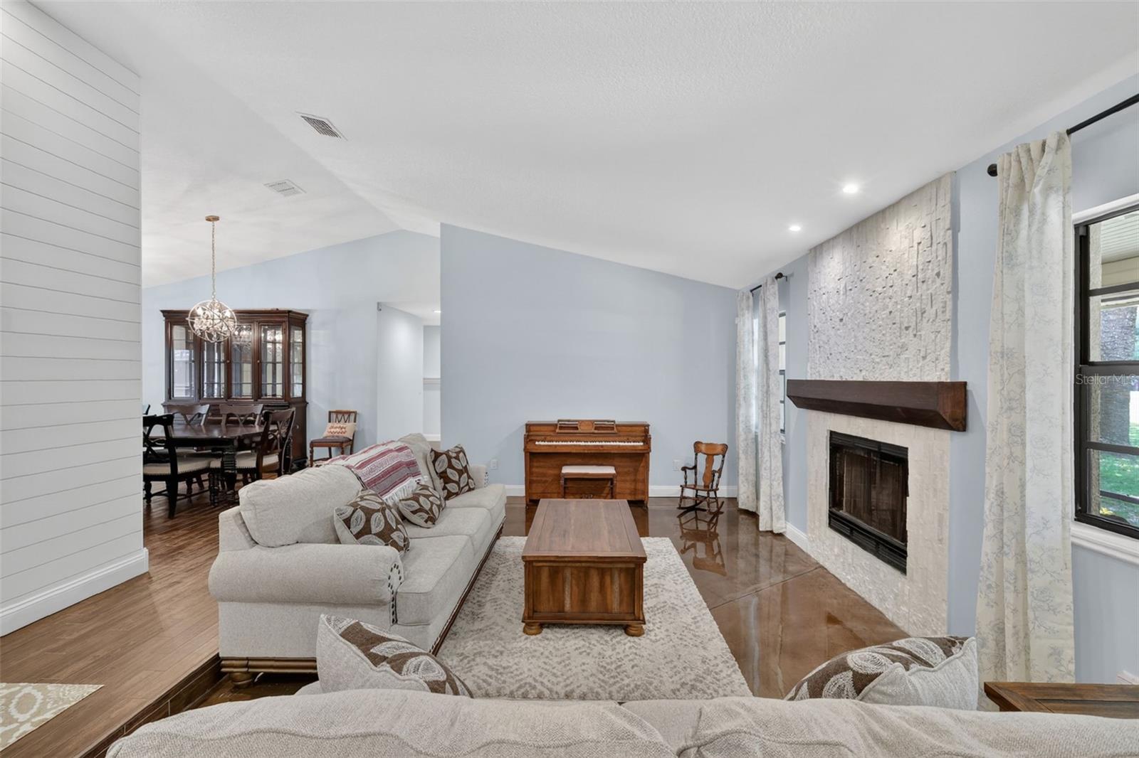 11241 EM EN EL GROVE RD, LEESBURG, FL, 34788