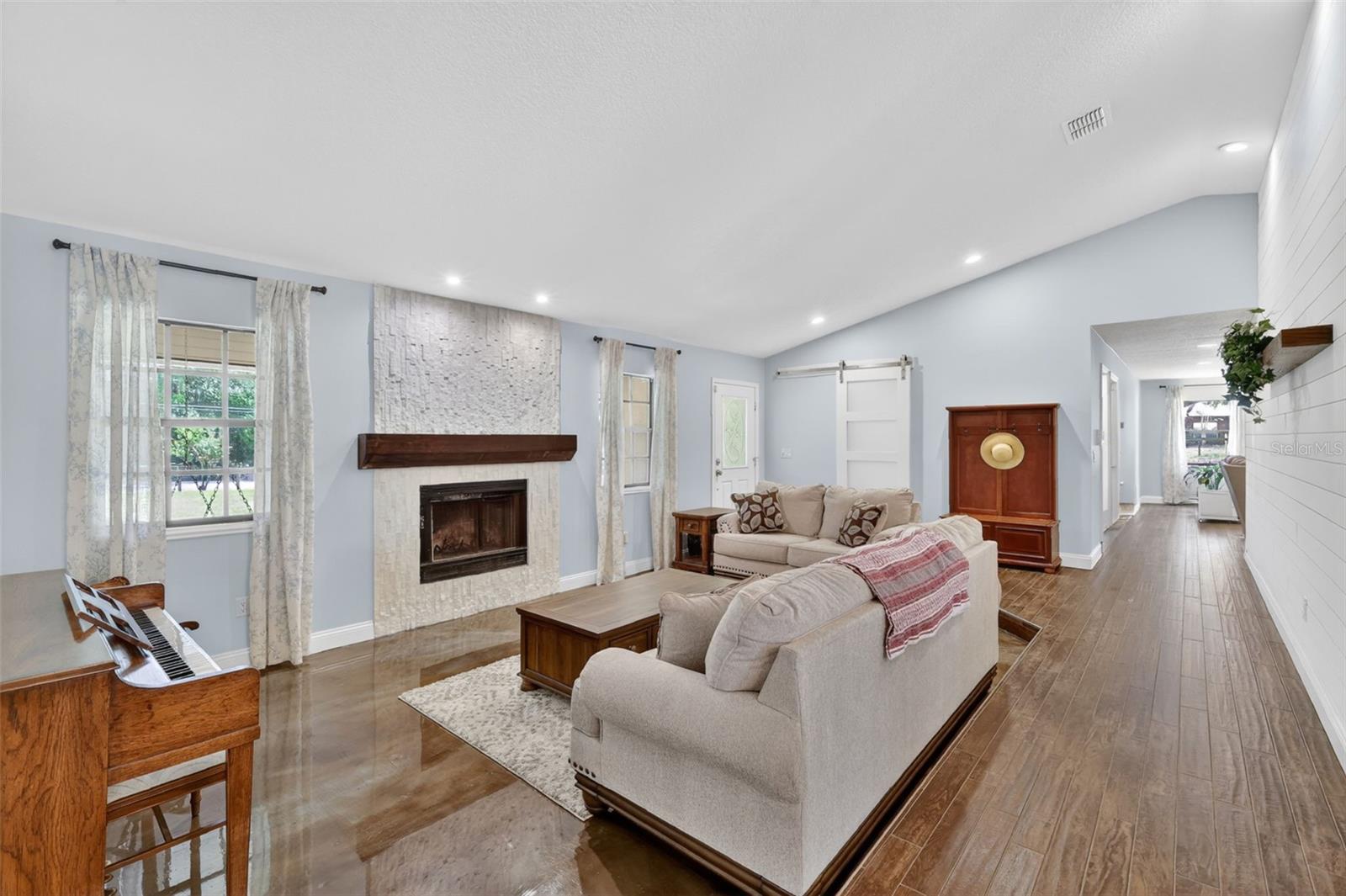 11241 EM EN EL GROVE RD, LEESBURG, FL, 34788