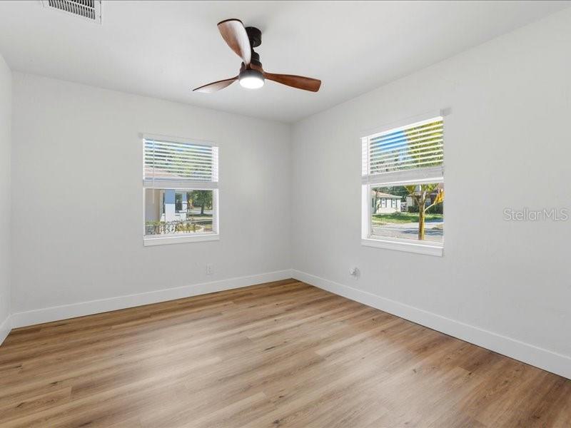 1912 E HANNA AVE, TAMPA, FL, 33610