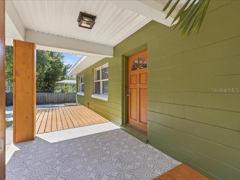 1912 E HANNA AVE, TAMPA, FL, 33610