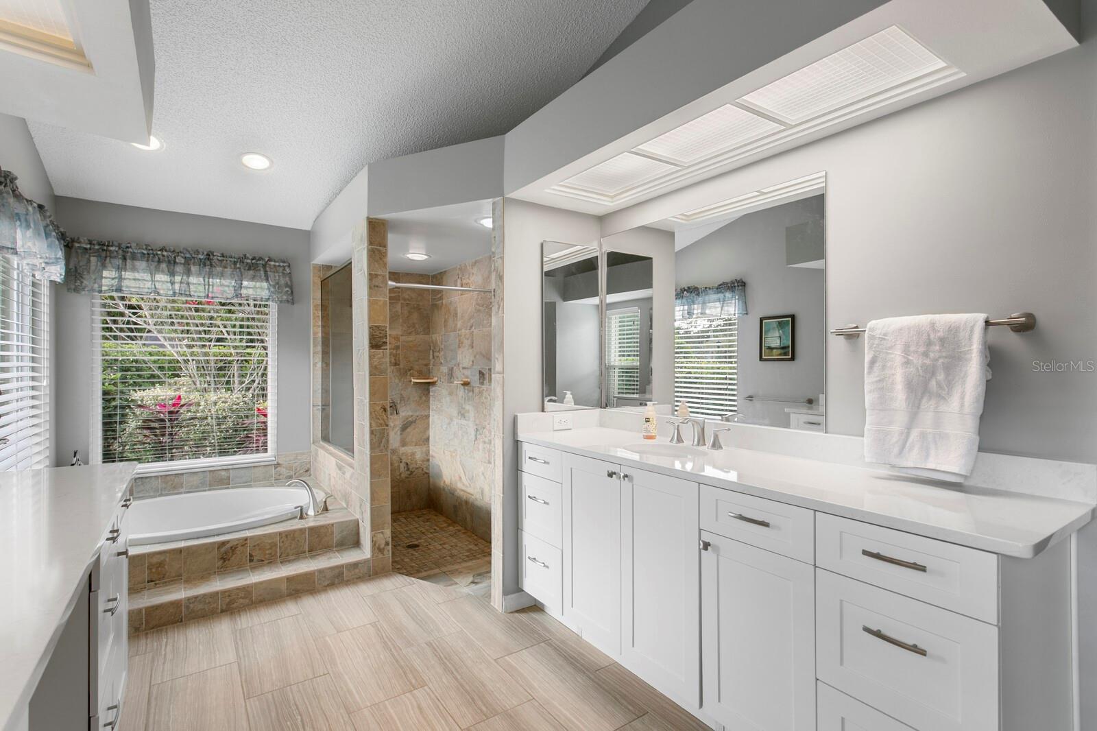 6211 IROQUOIS CT, ODESSA, FL, 33556