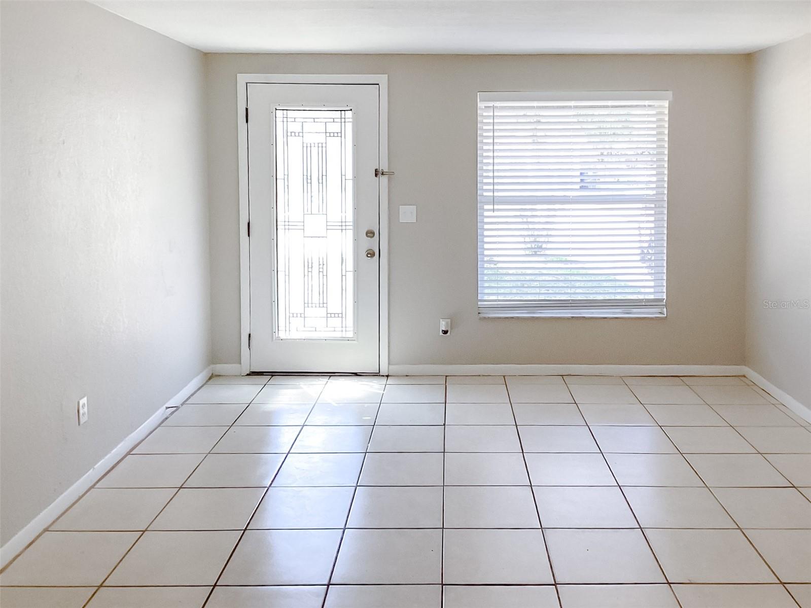 3613 WISPERBREATH LN, TAMPA, FL, 33619