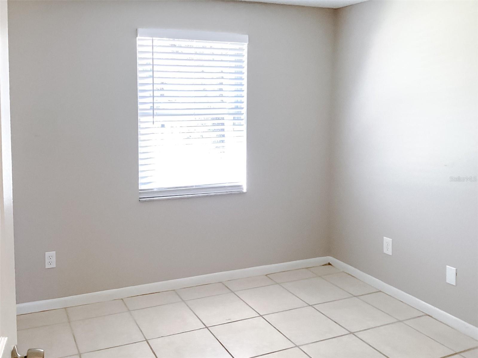 3613 WISPERBREATH LN, TAMPA, FL, 33619