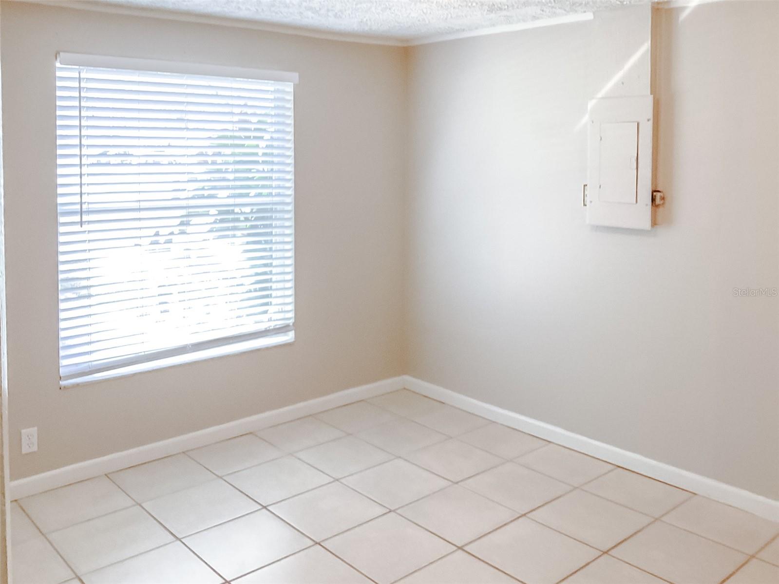 3613 WISPERBREATH LN, TAMPA, FL, 33619