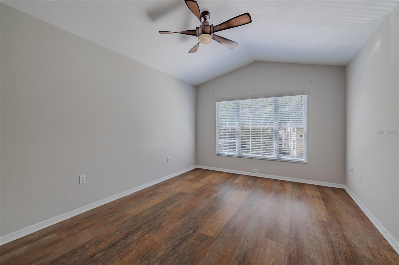 6417 ROSEFINCH CT #102, LAKEWOOD RANCH, FL, 34202