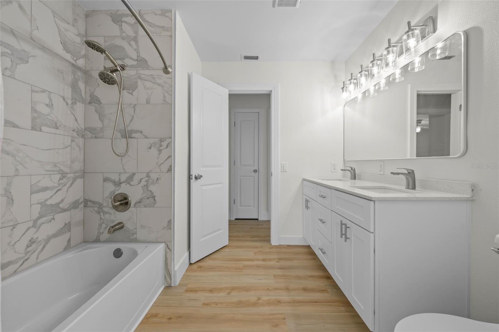 5700 BAYOU GRANDE BLVD NE, ST PETERSBURG, FL, 33703