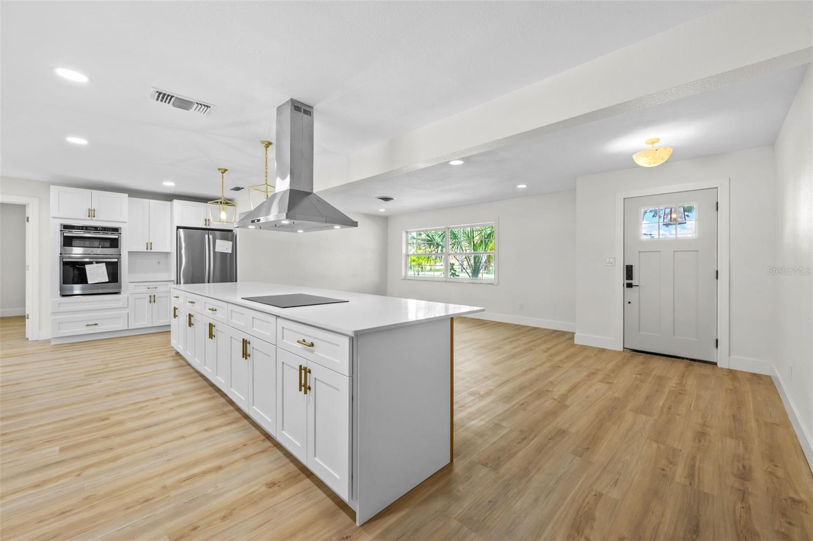 5700 BAYOU GRANDE BLVD NE, ST PETERSBURG, FL, 33703