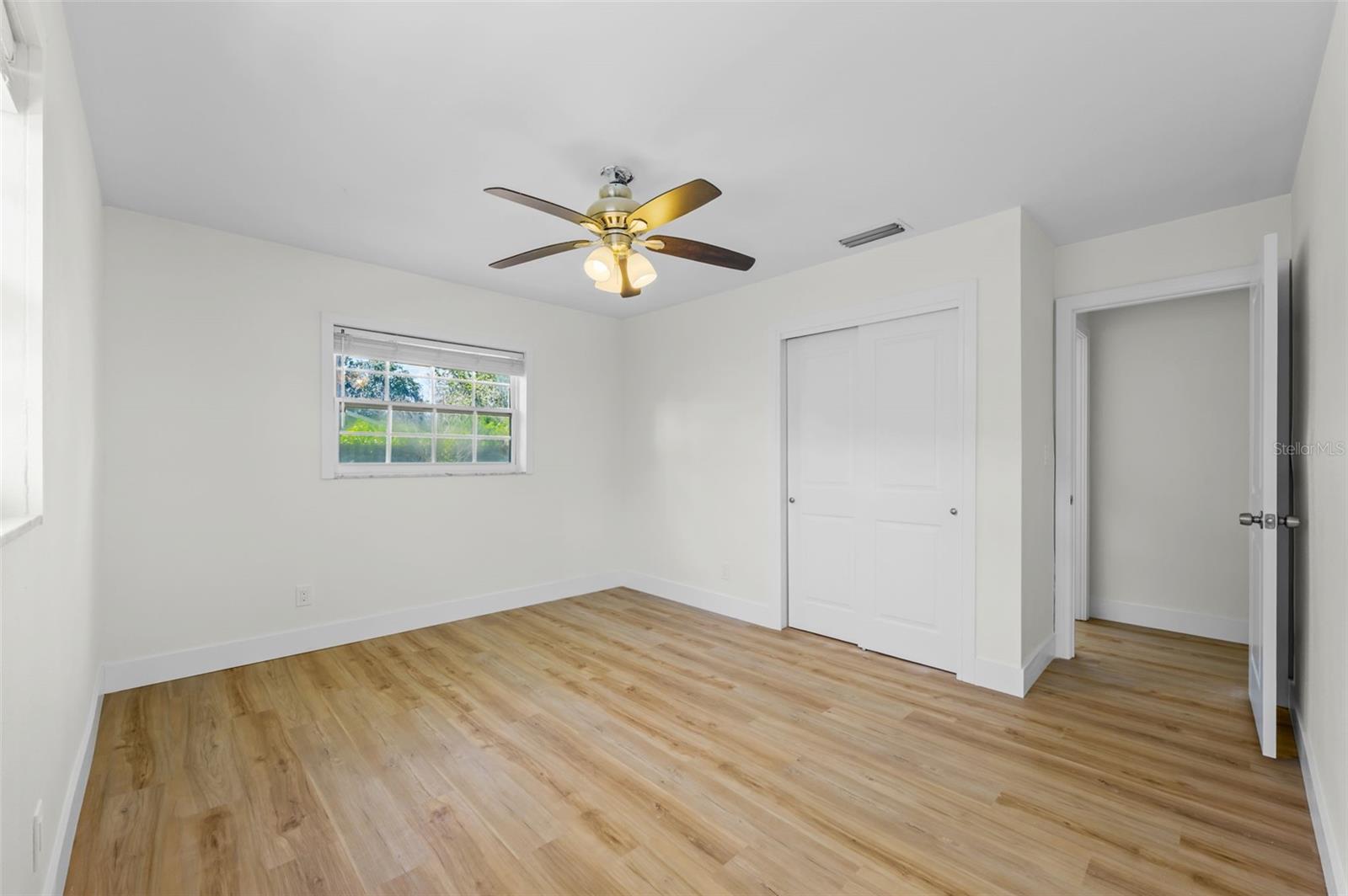 5700 BAYOU GRANDE BLVD NE, ST PETERSBURG, FL, 33703