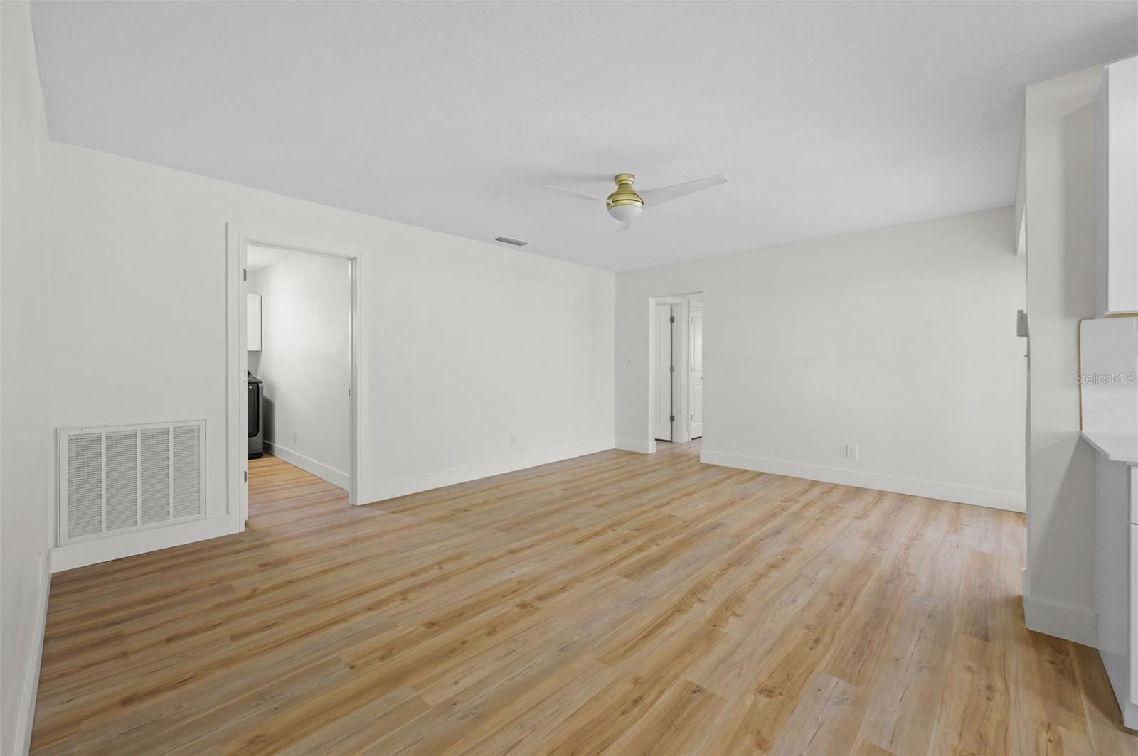 5700 BAYOU GRANDE BLVD NE, ST PETERSBURG, FL, 33703