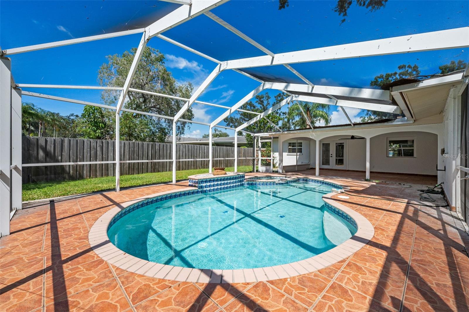 5700 BAYOU GRANDE BLVD NE, ST PETERSBURG, FL, 33703