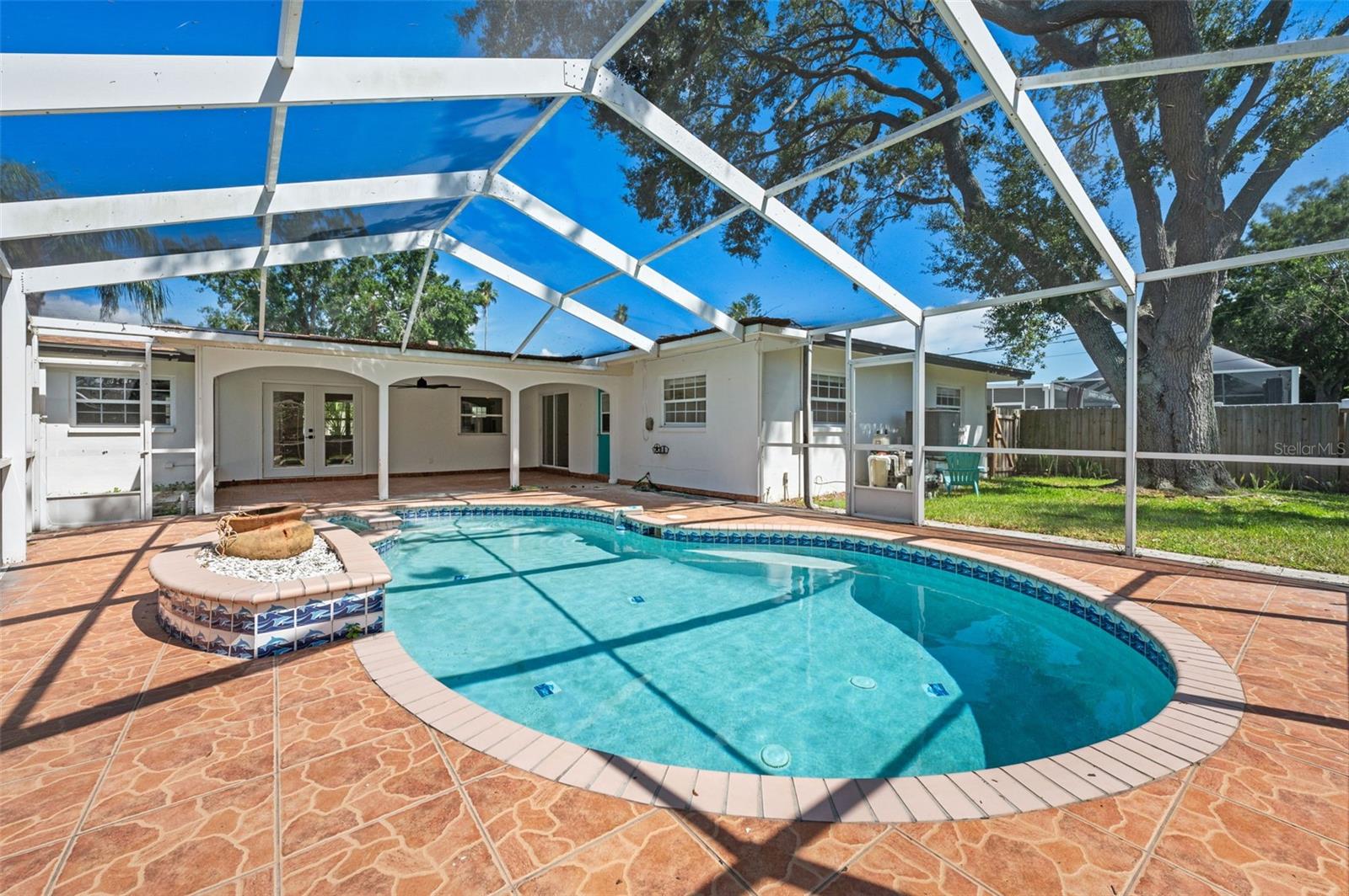 5700 BAYOU GRANDE BLVD NE, ST PETERSBURG, FL, 33703