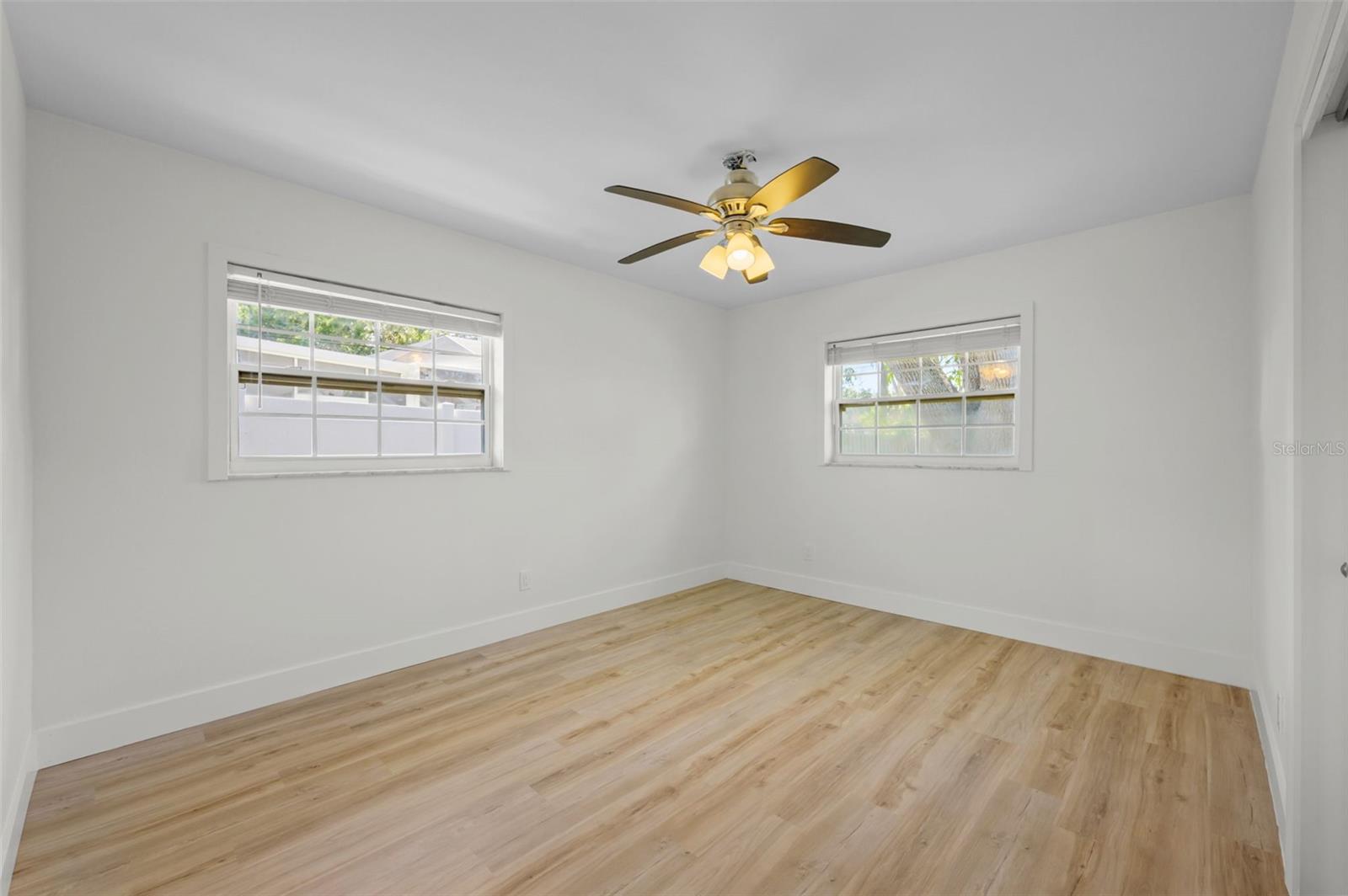 5700 BAYOU GRANDE BLVD NE, ST PETERSBURG, FL, 33703