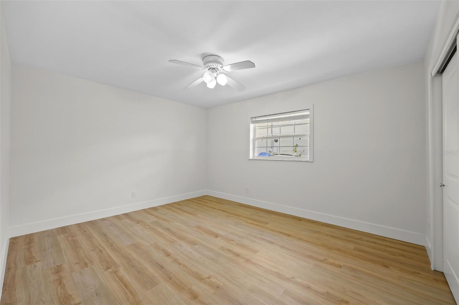 5700 BAYOU GRANDE BLVD NE, ST PETERSBURG, FL, 33703