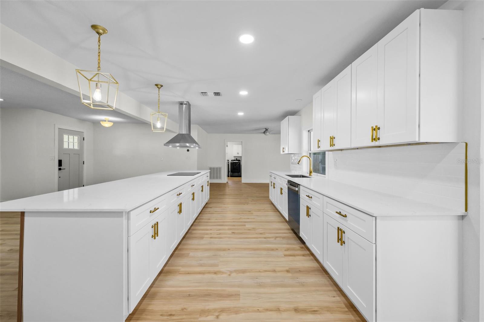 5700 BAYOU GRANDE BLVD NE, ST PETERSBURG, FL, 33703