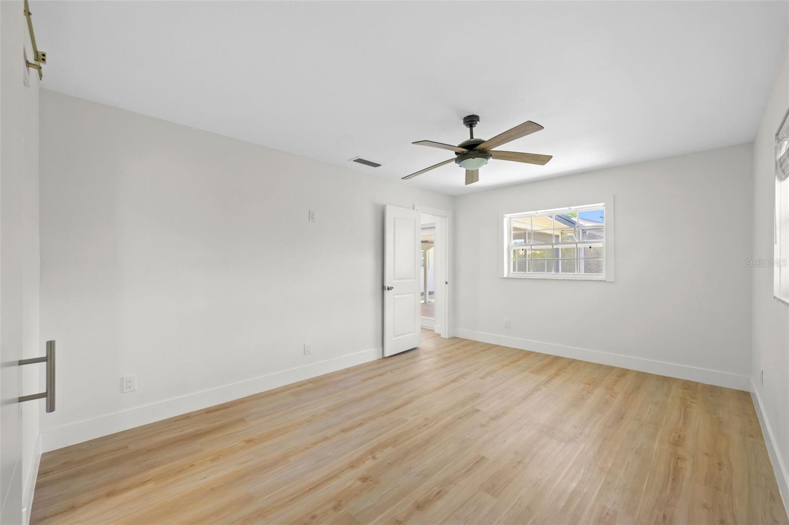 5700 BAYOU GRANDE BLVD NE, ST PETERSBURG, FL, 33703