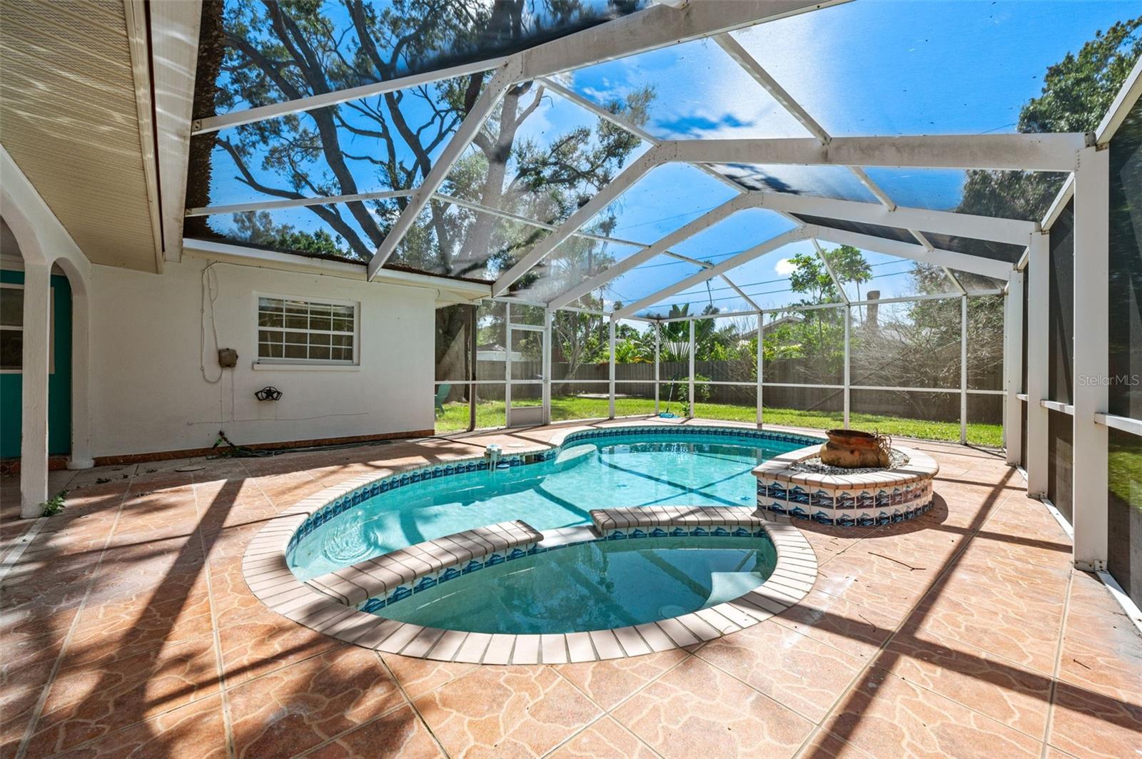 5700 BAYOU GRANDE BLVD NE, ST PETERSBURG, FL, 33703