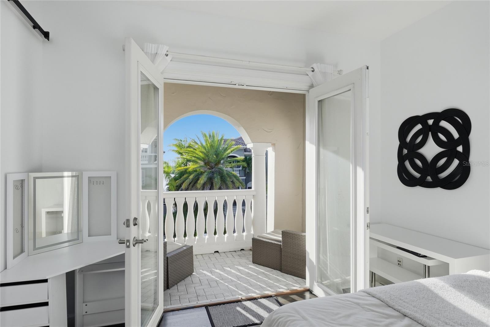 4117 CAUSEWAY VISTA DR, TAMPA, FL, 33615