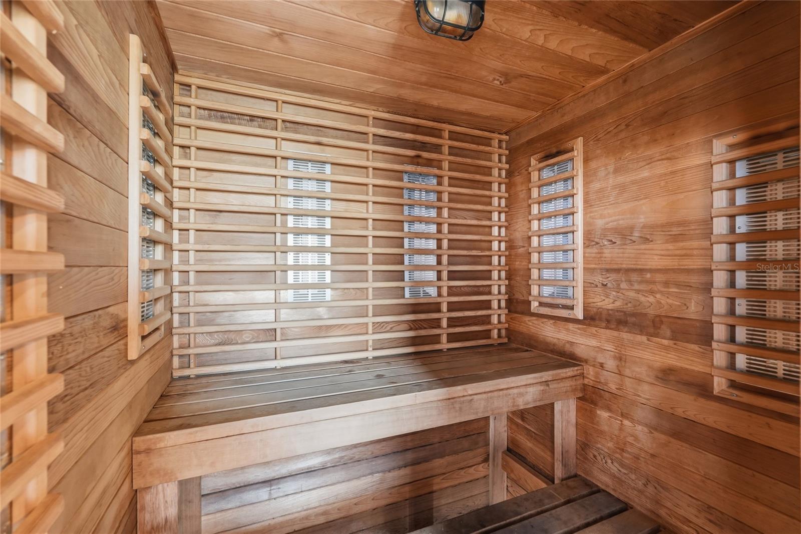 4117 CAUSEWAY VISTA DR, TAMPA, FL, 33615