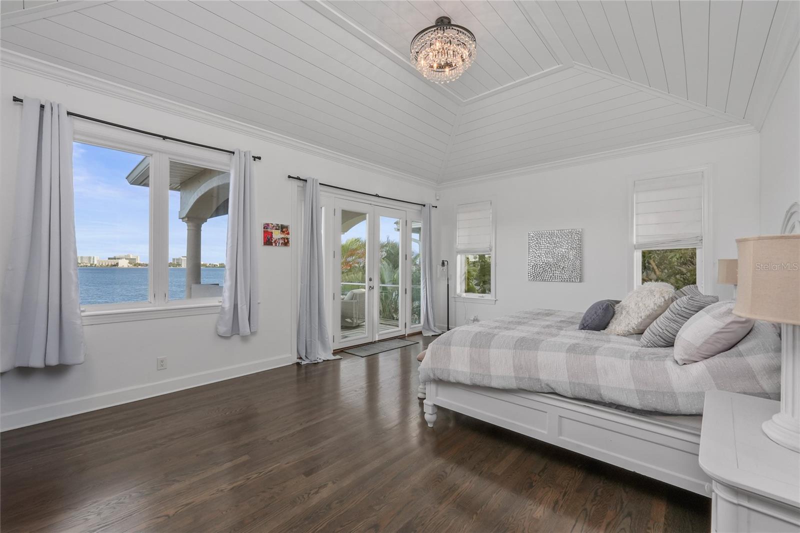 4117 CAUSEWAY VISTA DR, TAMPA, FL, 33615