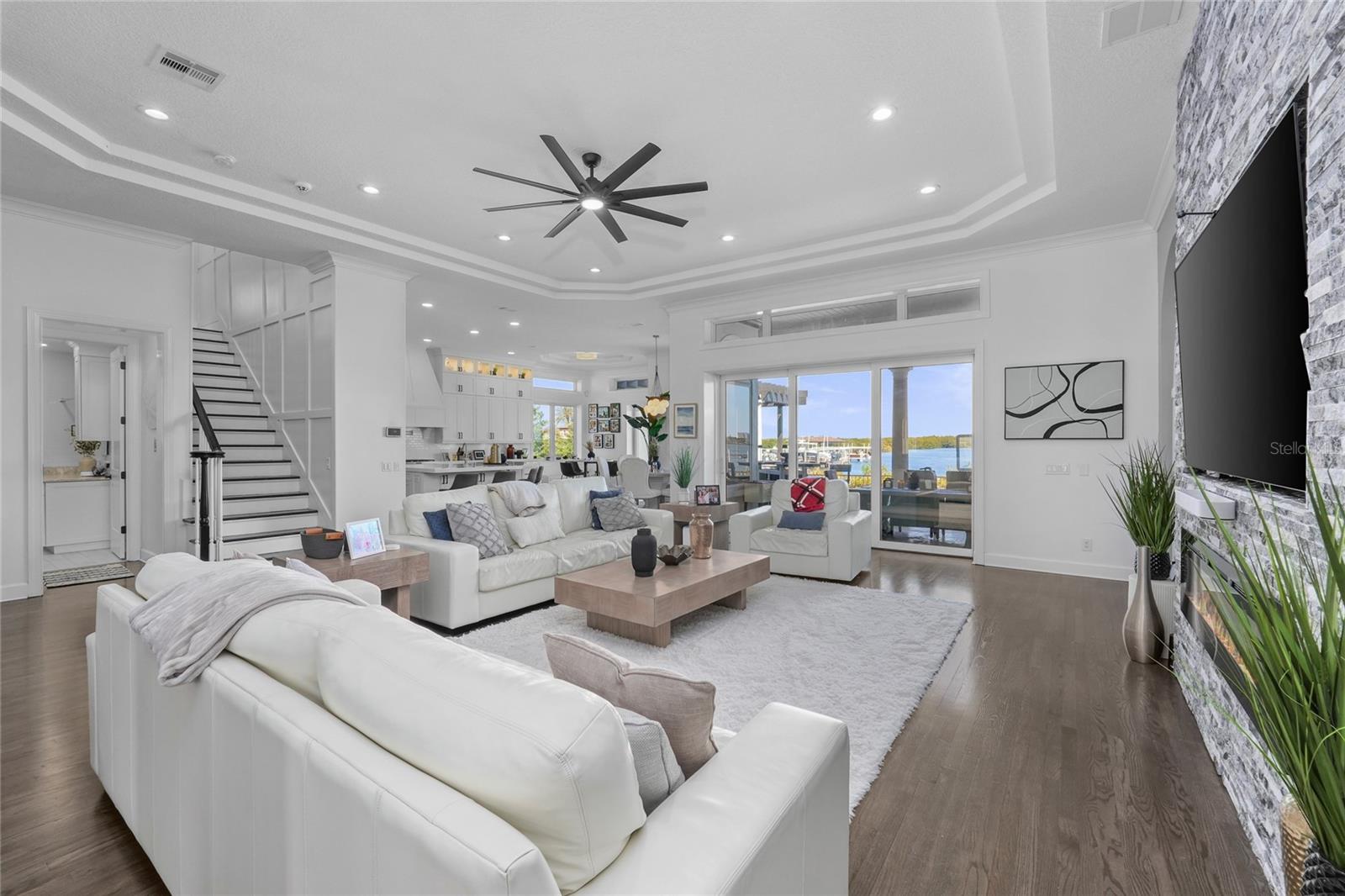 4117 CAUSEWAY VISTA DR, TAMPA, FL, 33615