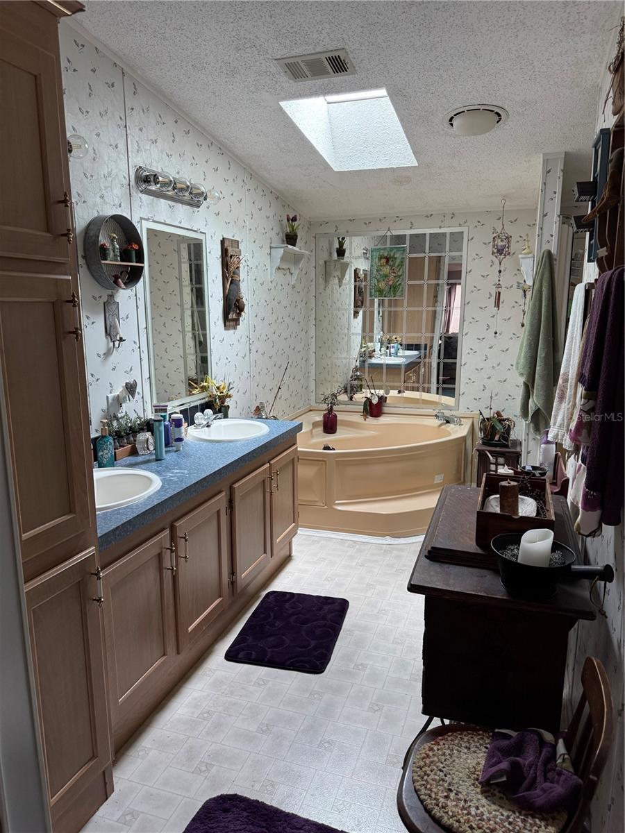 865 SE 178TH TER, SILVER SPRINGS, FL, 34488