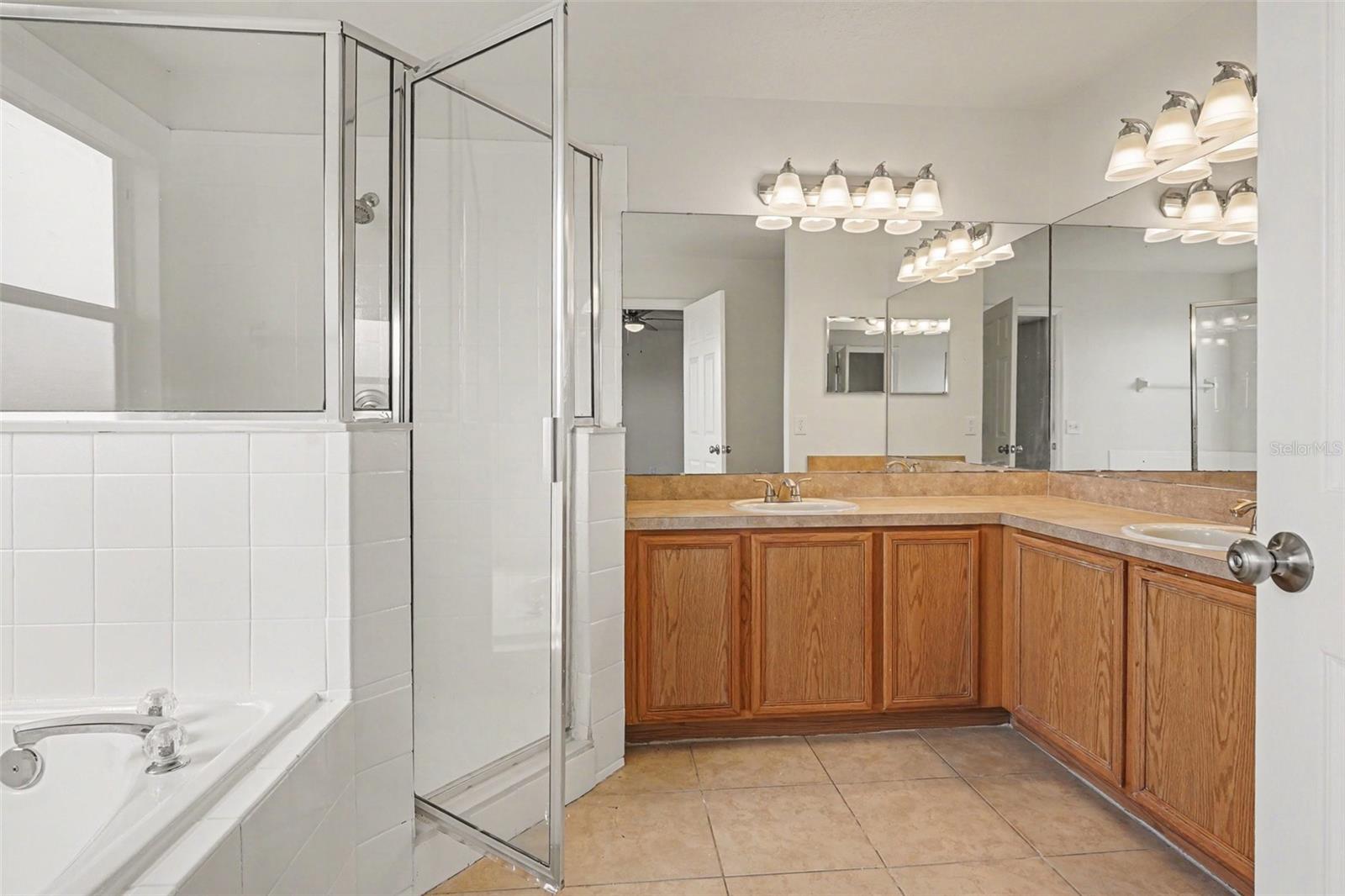 142 BIRMINGHAM DR, KISSIMMEE, FL, 34758