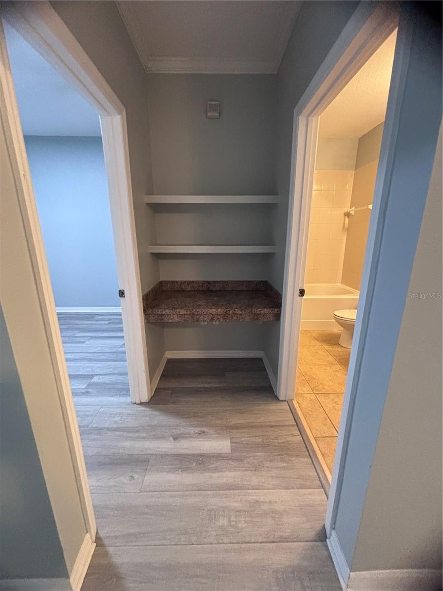 2406 COURTNEY MEADOWS CT #104, TAMPA, FL, 33619