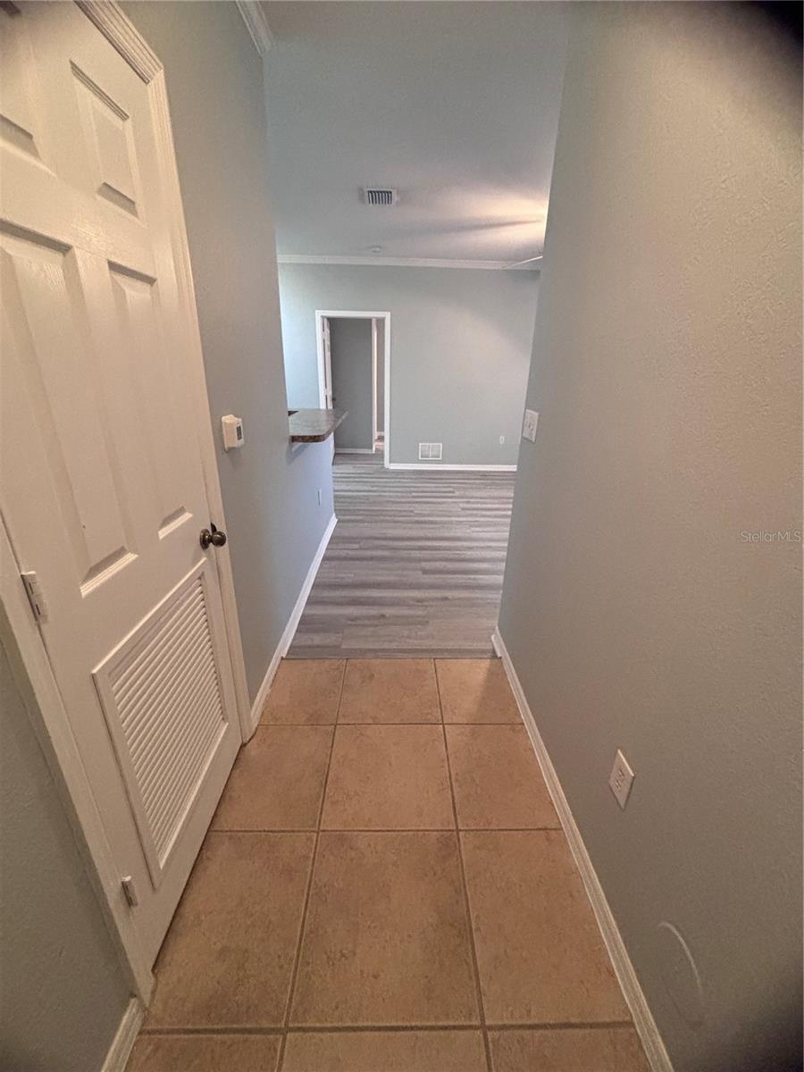 2406 COURTNEY MEADOWS CT #104, TAMPA, FL, 33619