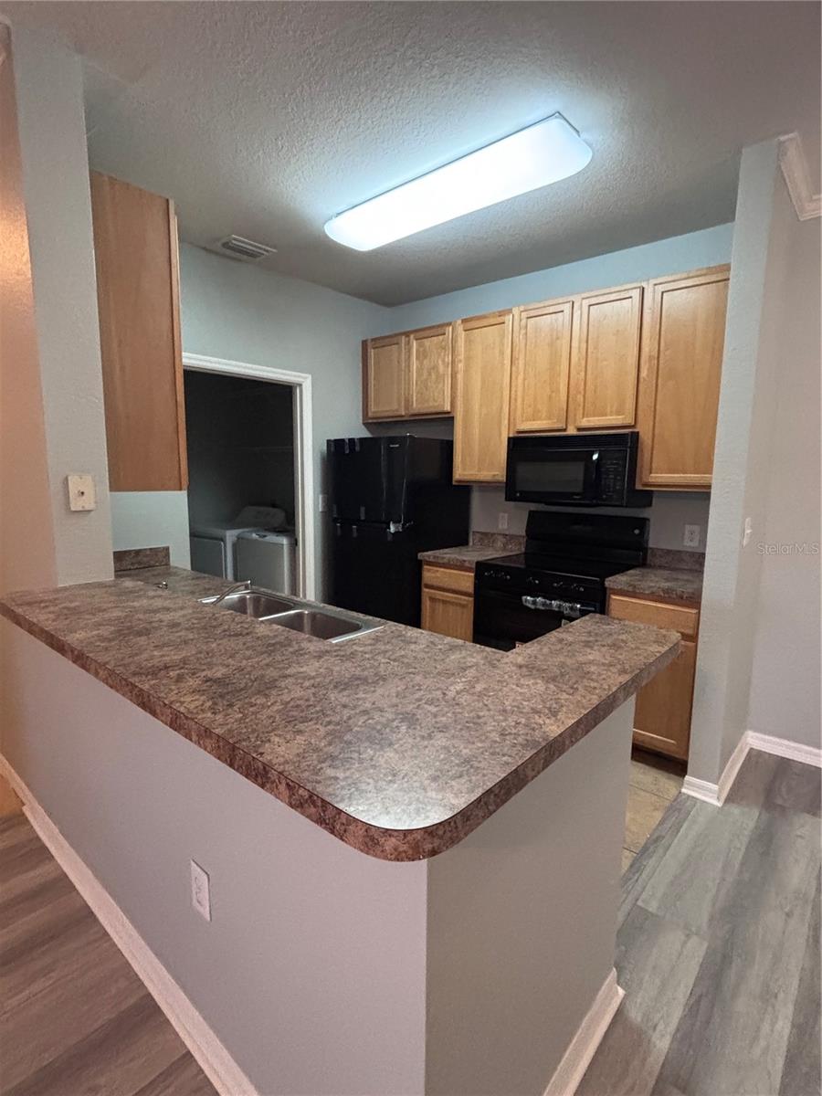 2406 COURTNEY MEADOWS CT #104, TAMPA, FL, 33619