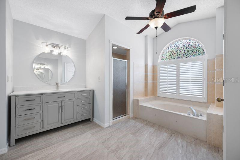 5321 GARDENS DR, SARASOTA, FL, 34243