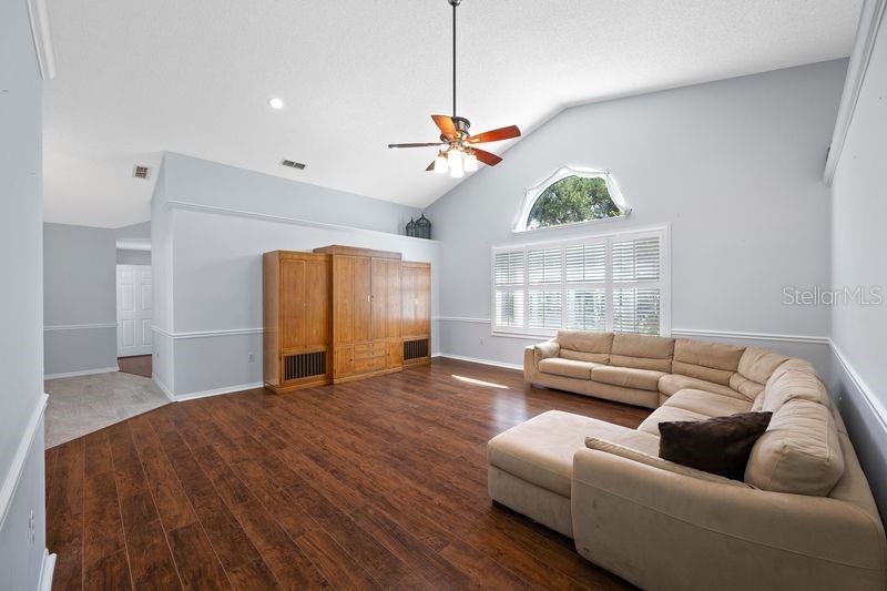 5321 GARDENS DR, SARASOTA, FL, 34243