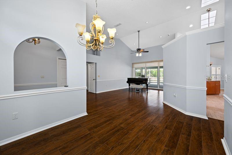 5321 GARDENS DR, SARASOTA, FL, 34243