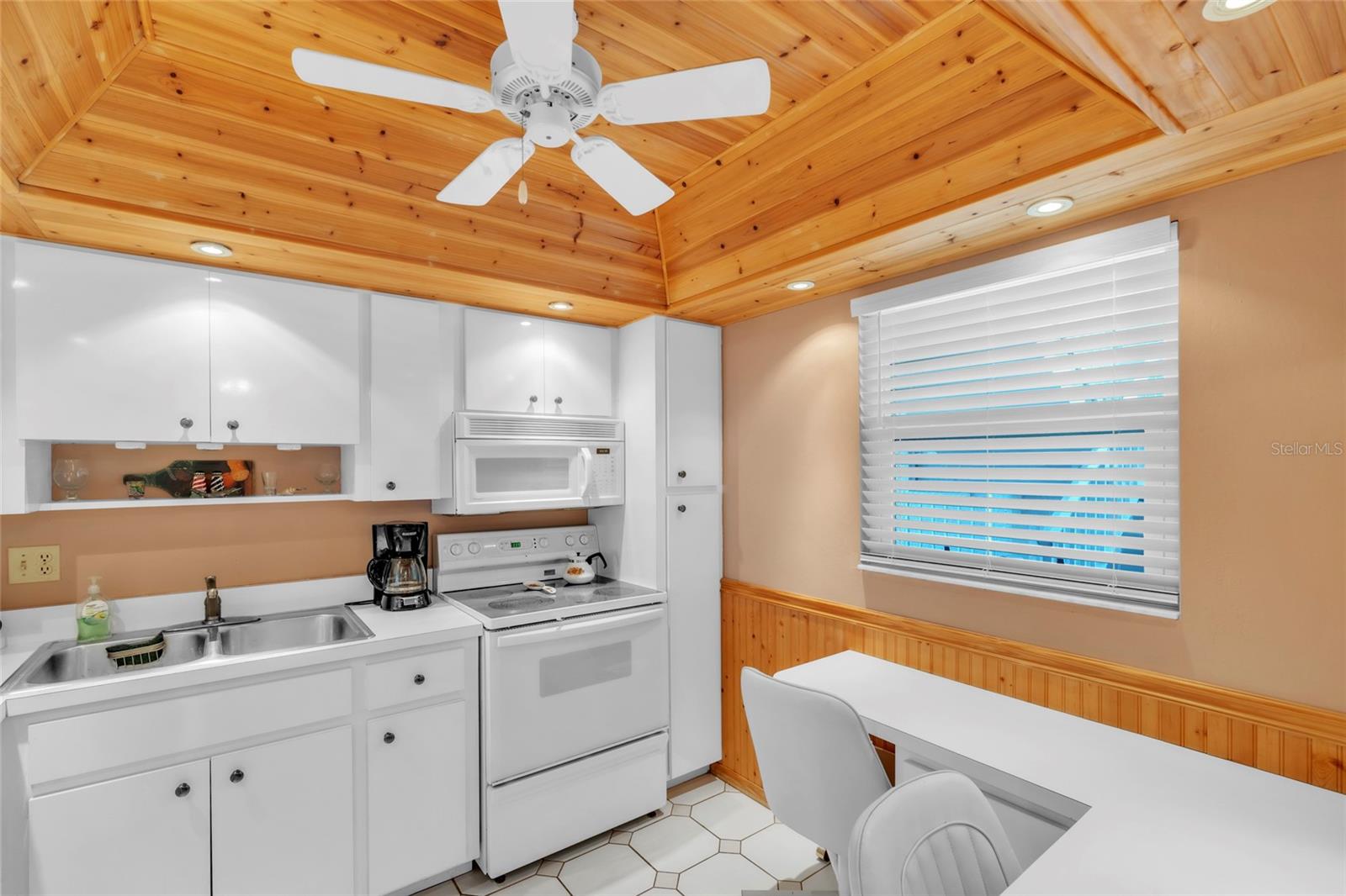 1330 GLEN OAKS DR E #269D, SARASOTA, FL, 34232