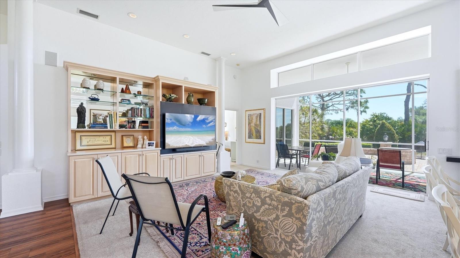 8009 HAMPTON CT, UNIVERSITY PARK, FL, 34201