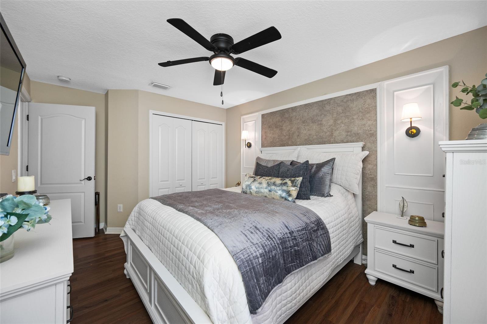 19254 FISHERMANS BEND DR, LUTZ, FL, 33558