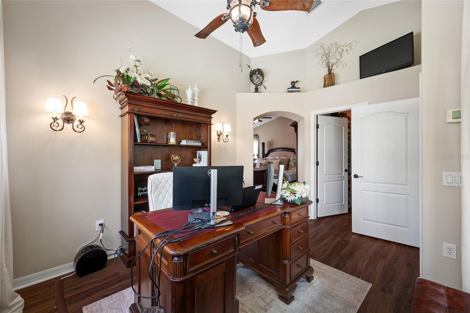 19254 FISHERMANS BEND DR, LUTZ, FL, 33558