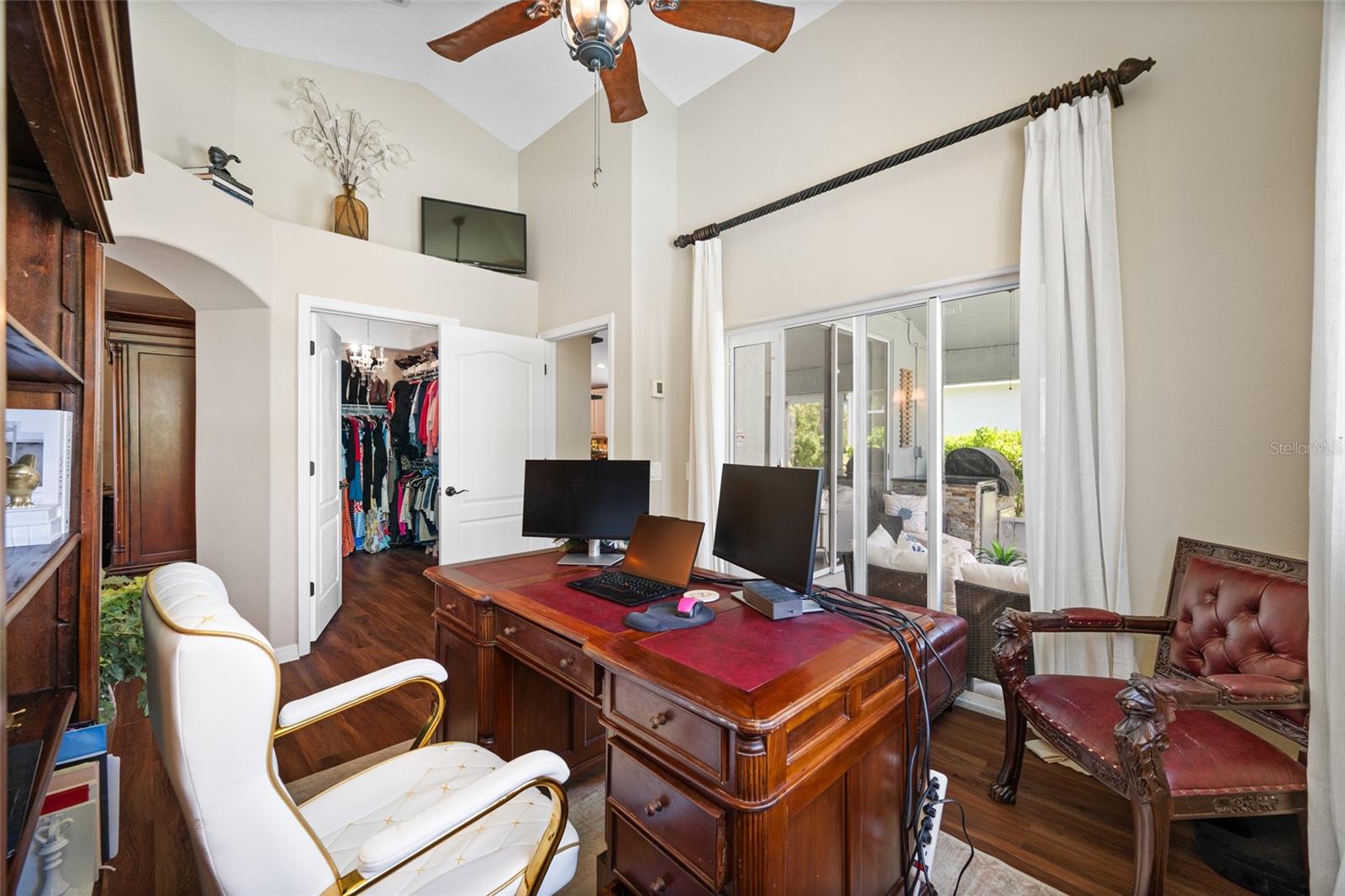 19254 FISHERMANS BEND DR, LUTZ, FL, 33558