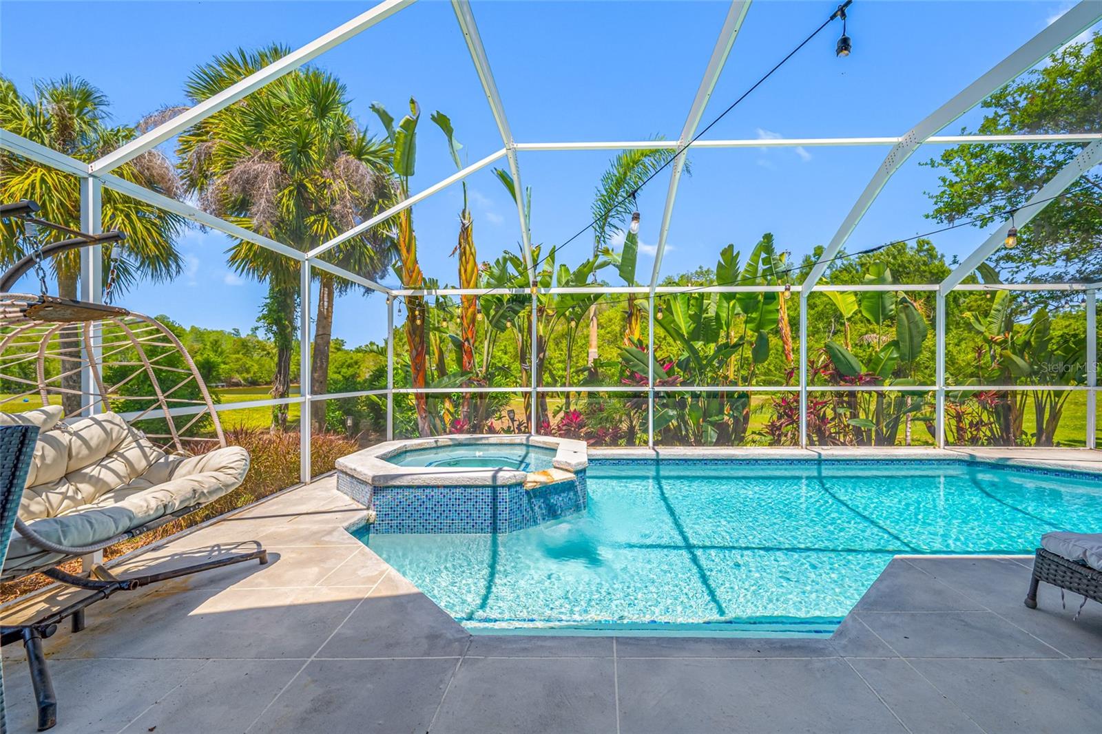 19254 FISHERMANS BEND DR, LUTZ, FL, 33558