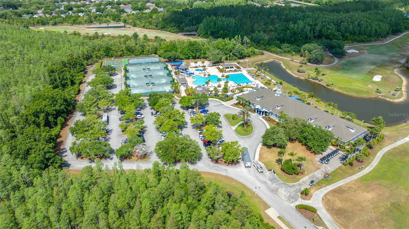 19254 FISHERMANS BEND DR, LUTZ, FL, 33558