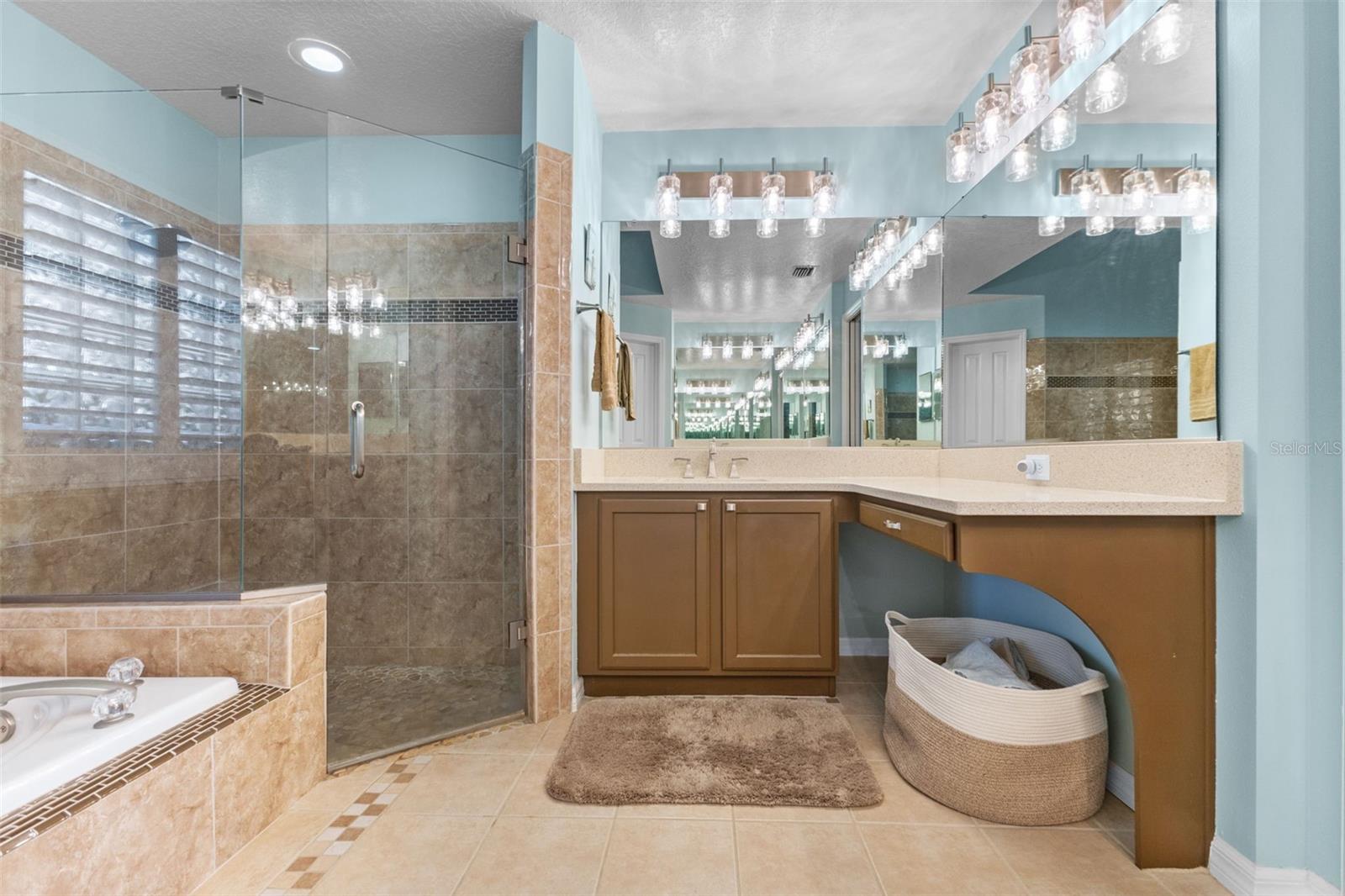 10509 WEYBRIDGE DR, TAMPA, FL, 33626