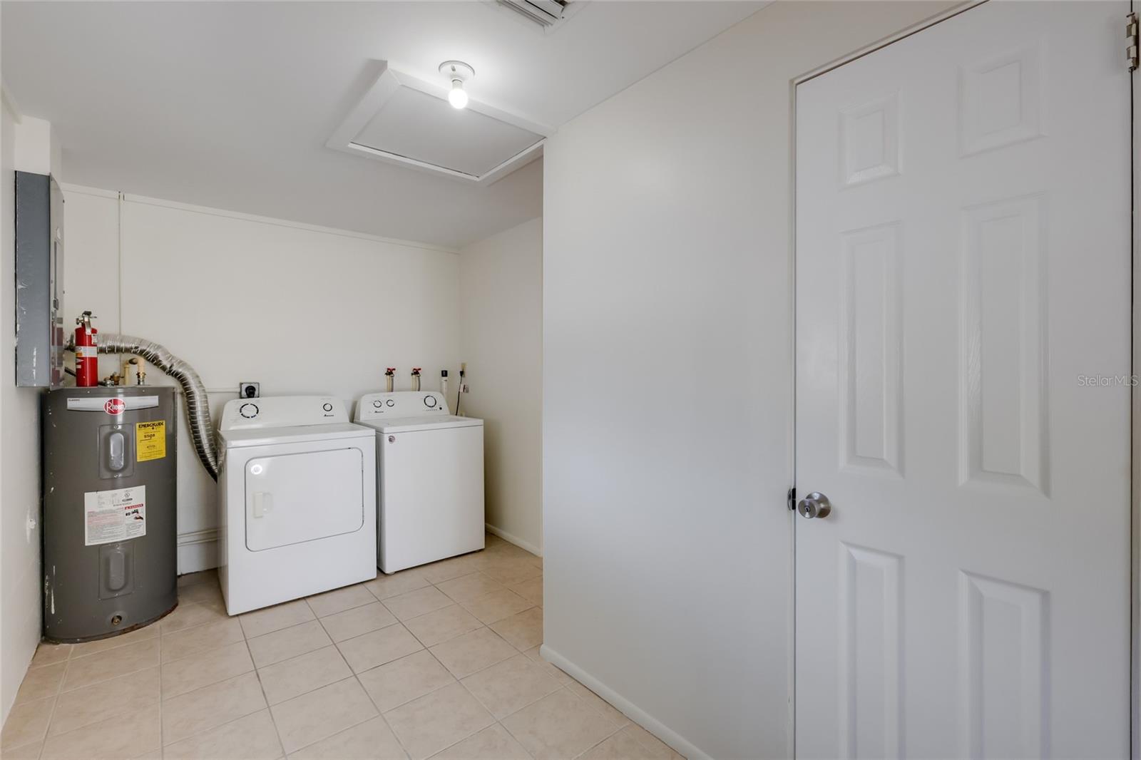 1717 JOYCE ST, SARASOTA, FL, 34231