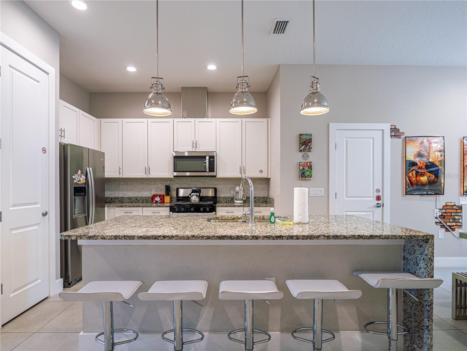 2660 SUNRISE SHORES DR, KISSIMMEE, FL, 34747