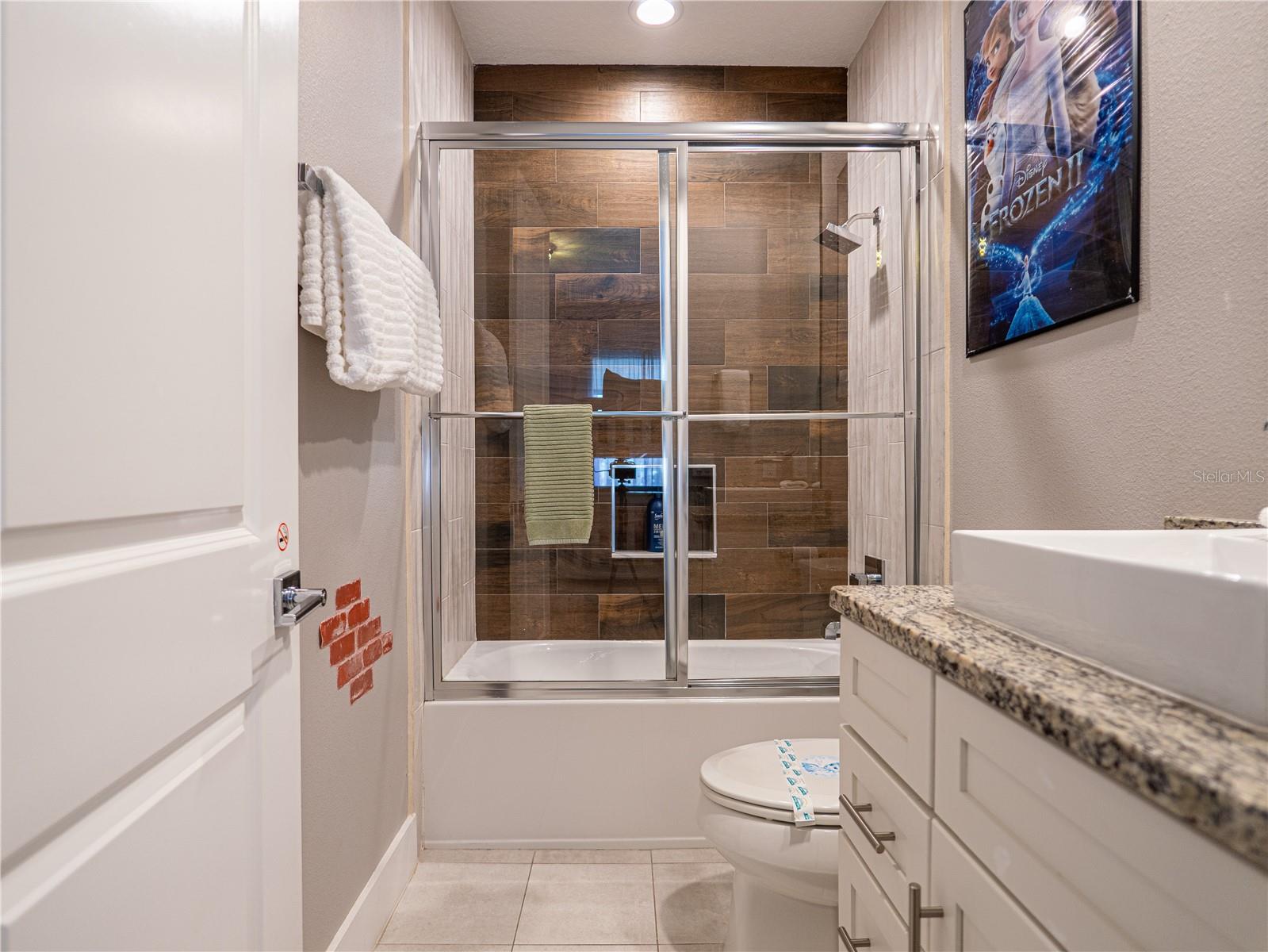 2660 SUNRISE SHORES DR, KISSIMMEE, FL, 34747