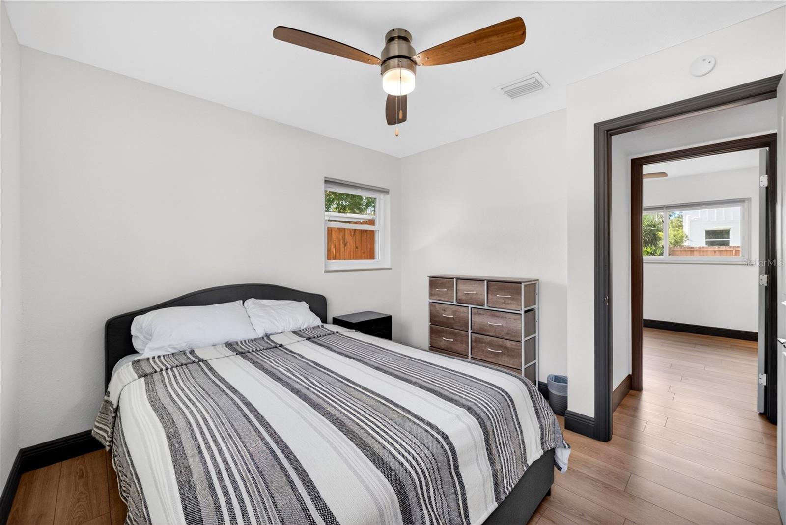 2922 W AVERILL AVE, TAMPA, FL, 33611